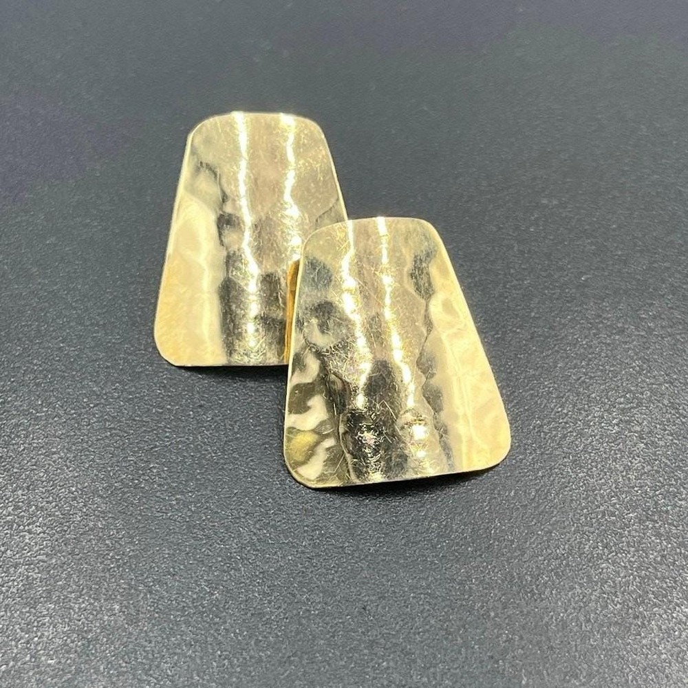 14k Yellow Gold Hammered Textured Trapezoid Shape Flared Artisan Earrings 2.1 gr